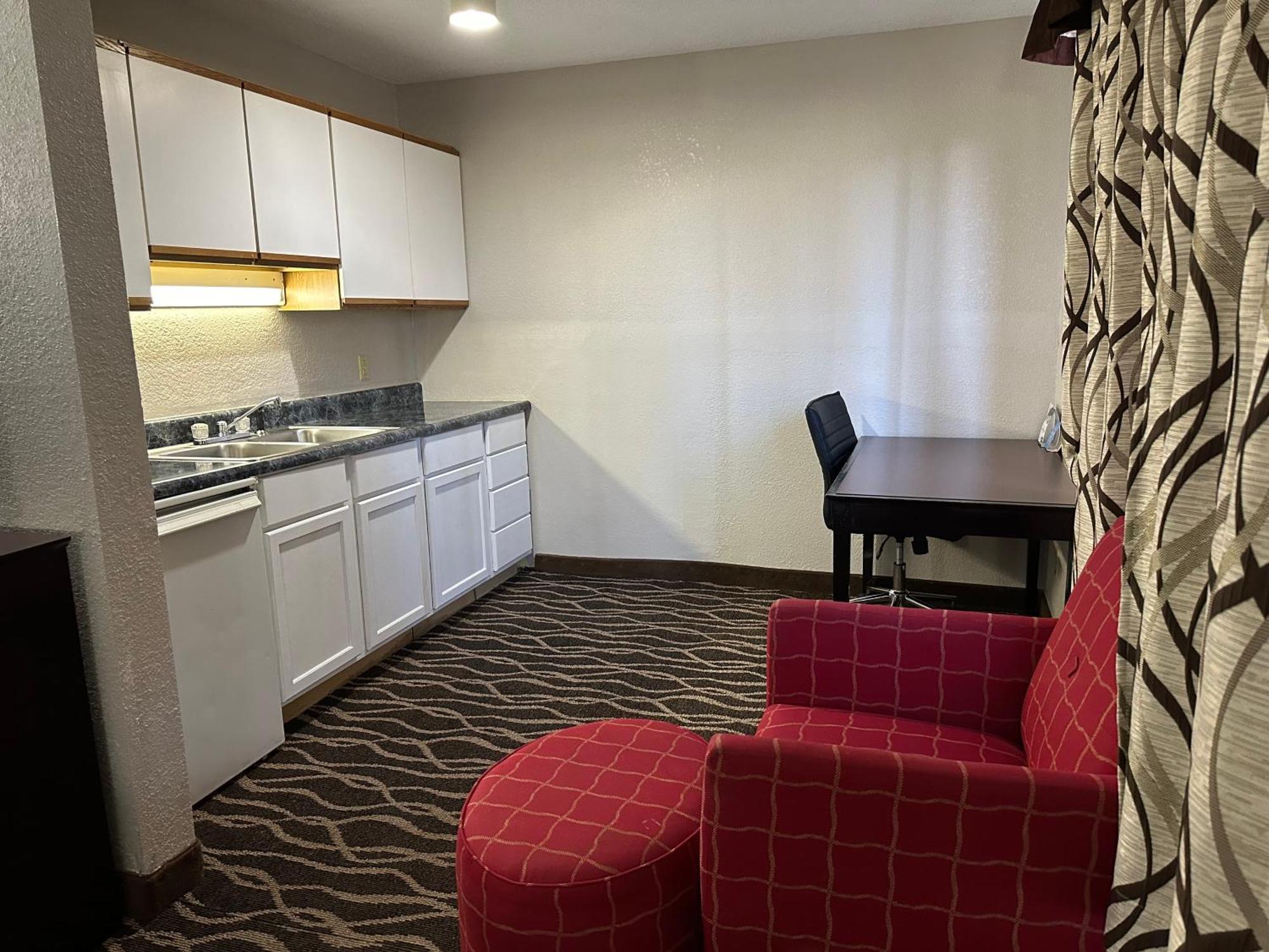 Days Inn & Suites By Wyndham Casey Dış mekan fotoğraf